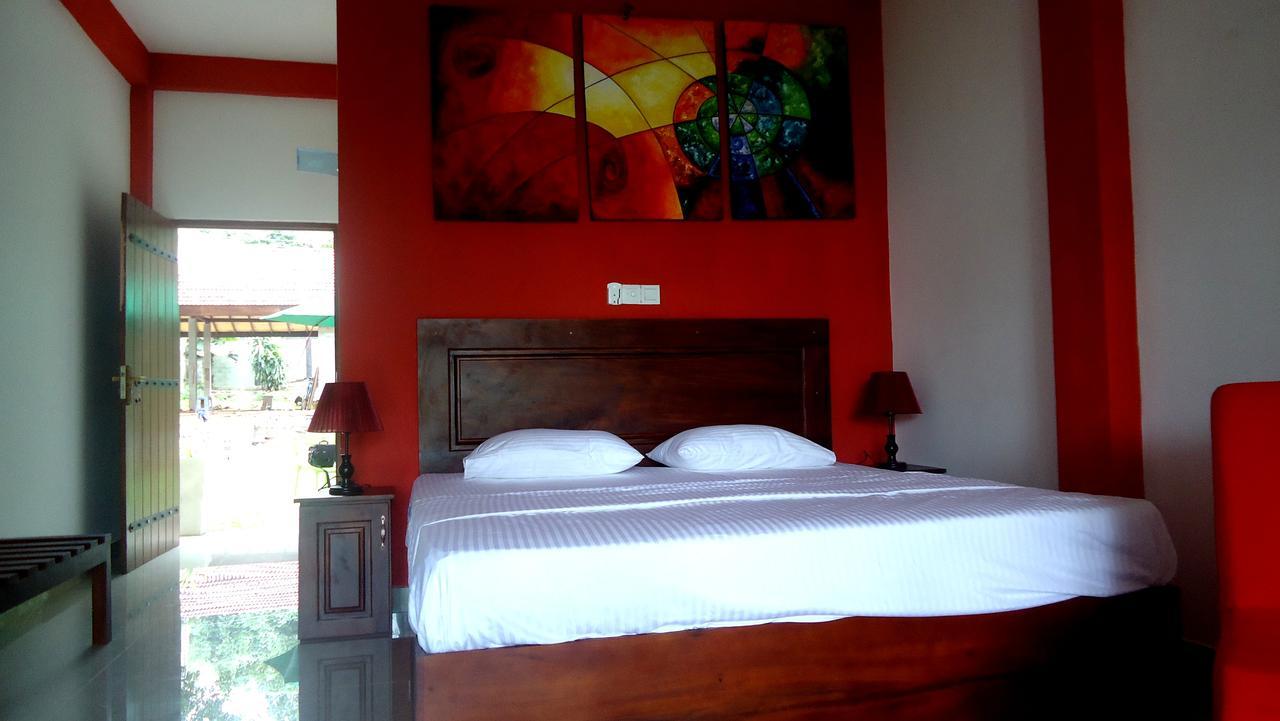 Bridge Hotel Negombo Kimbulapitiya Eksteriør bilde