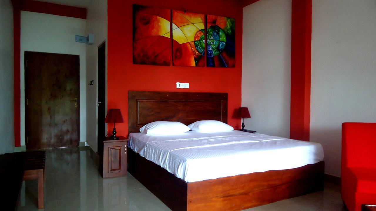 Bridge Hotel Negombo Kimbulapitiya Rom bilde