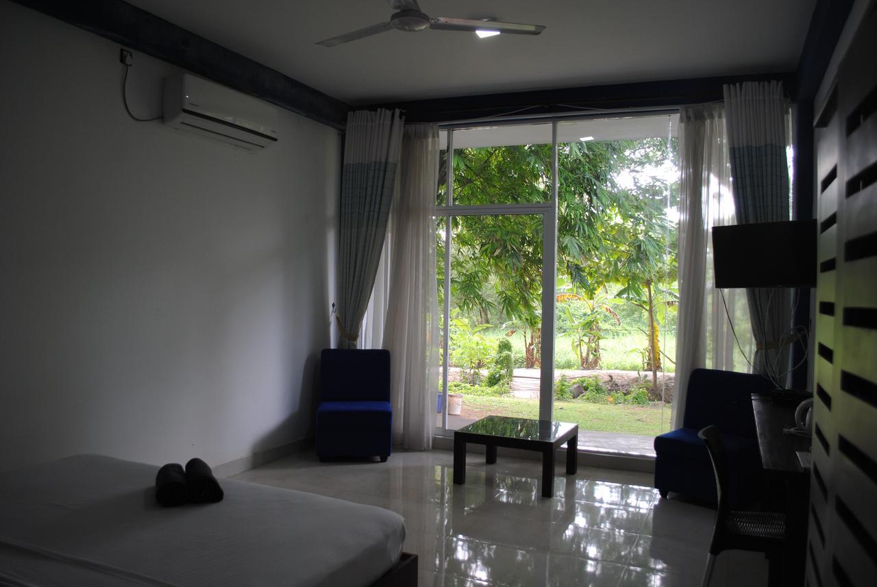 Bridge Hotel Negombo Kimbulapitiya Rom bilde