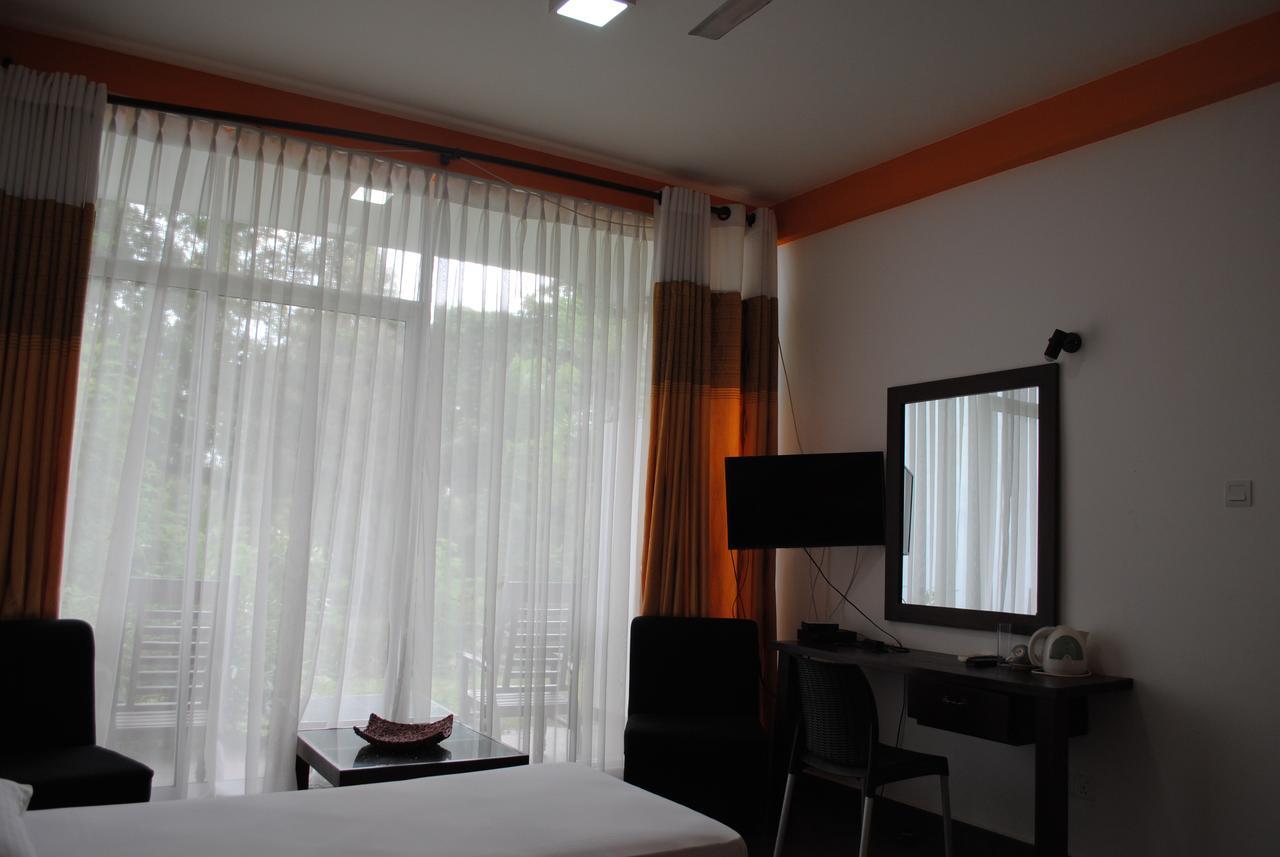 Bridge Hotel Negombo Kimbulapitiya Rom bilde