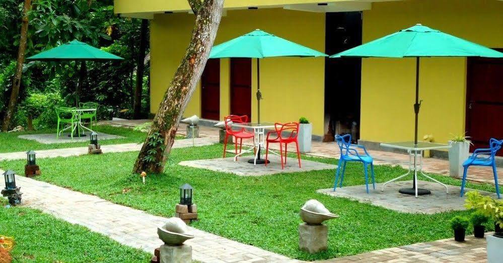 Bridge Hotel Negombo Kimbulapitiya Eksteriør bilde